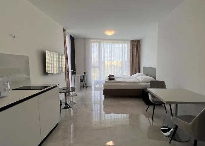 Apartment Air Conditioned 1 Vienna Gate, 2 Bratislava