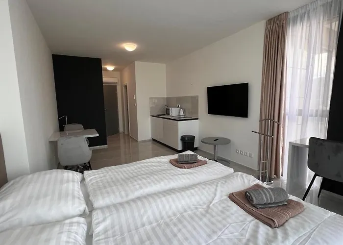 Apartment Air Conditioned 1 Vienna Gate, 2 Bratislava