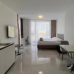 Apartment Air Conditioned 1 Vienna Gate, 2 Bratislava